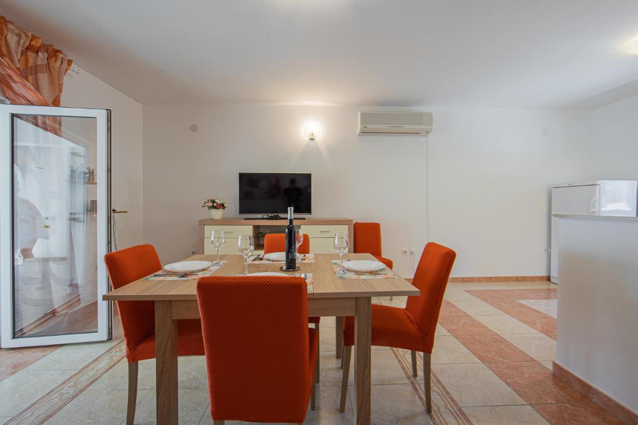 Apartmani Mares Ražanj Zewnętrze zdjęcie